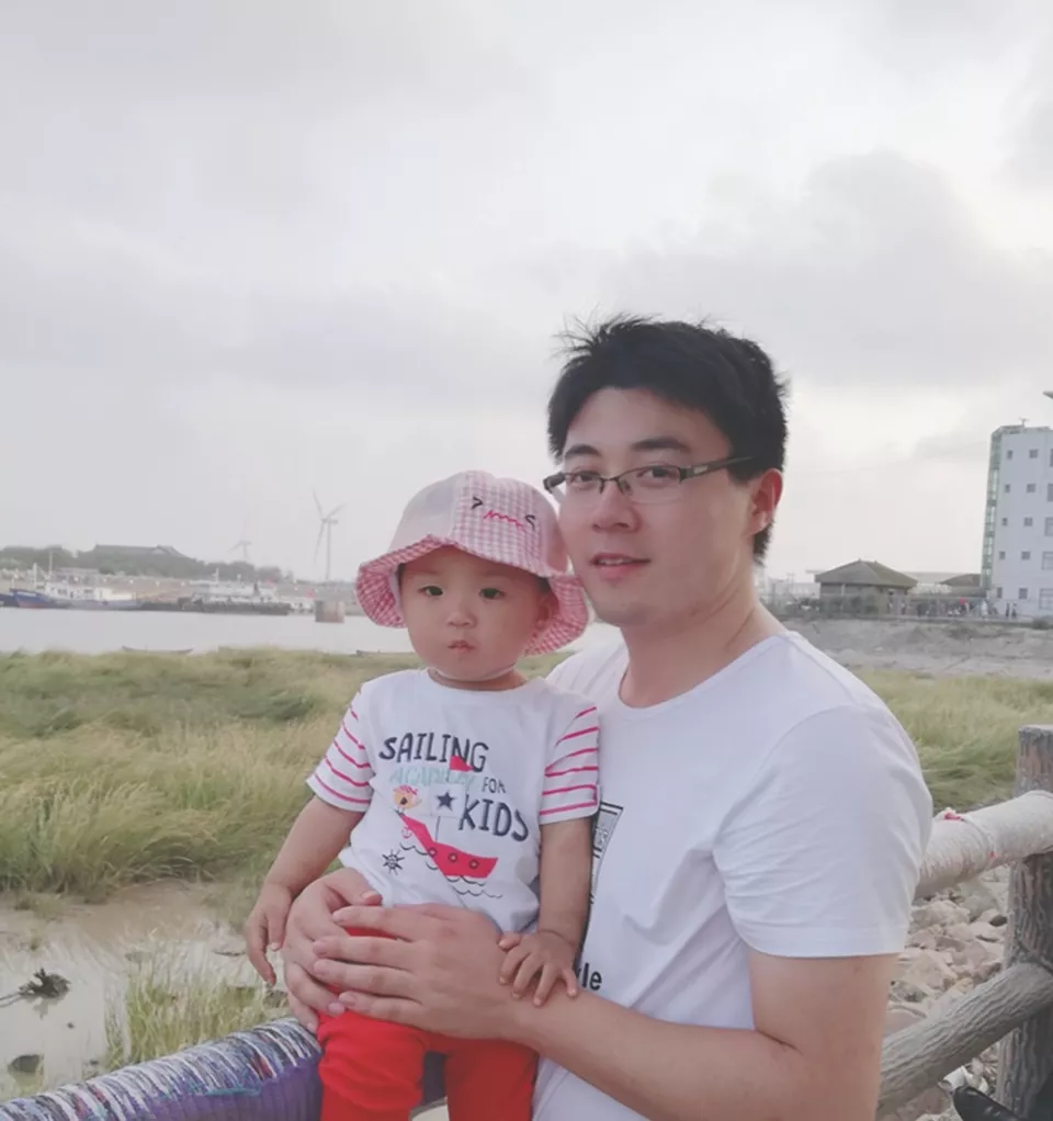 我有我要赶去的远方，哪怕风雨兼程披星戴月……
